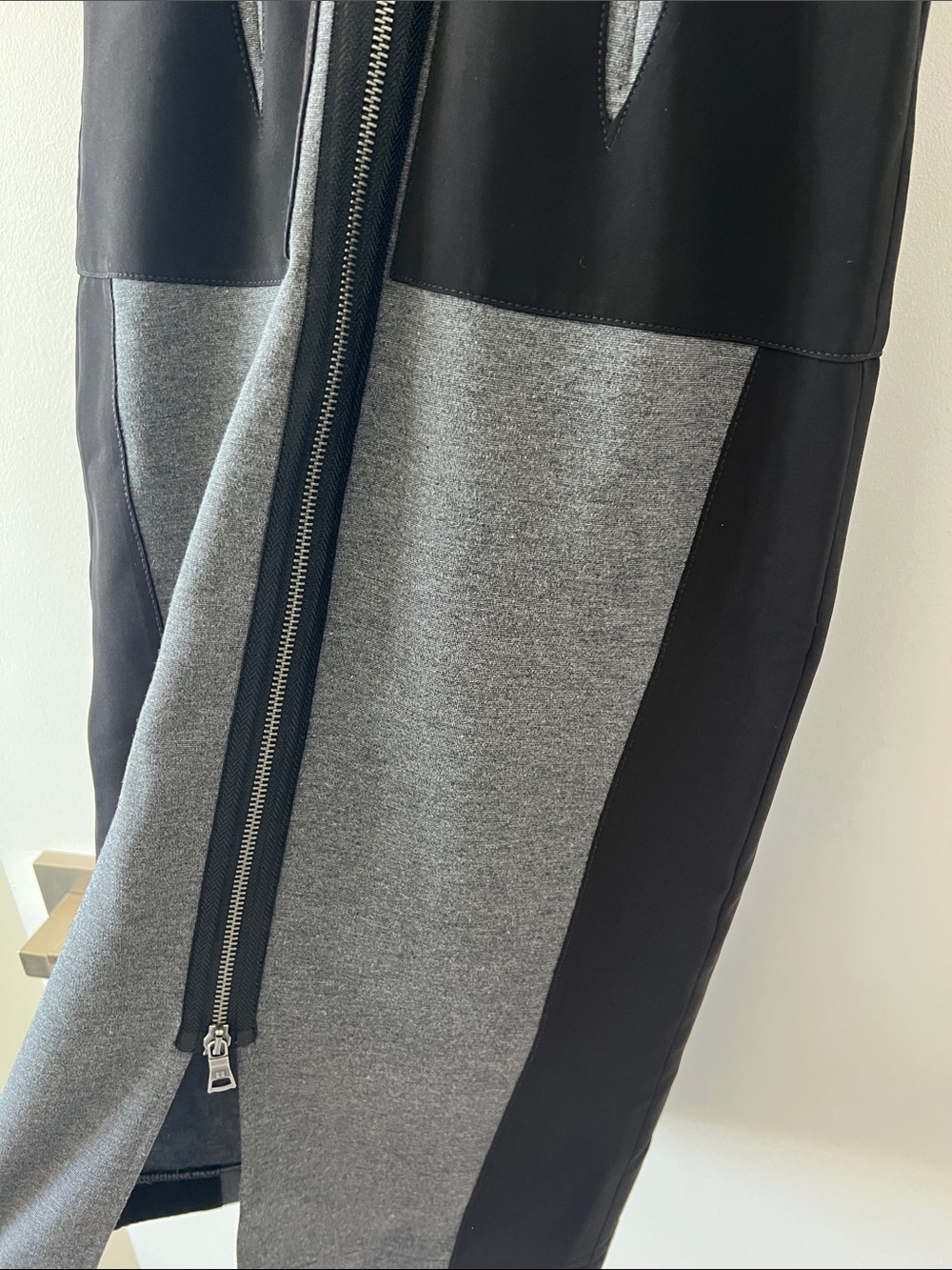 BCBGMaxAzria Black and Gray Panelled Midi Dress - Picture 4 of 4